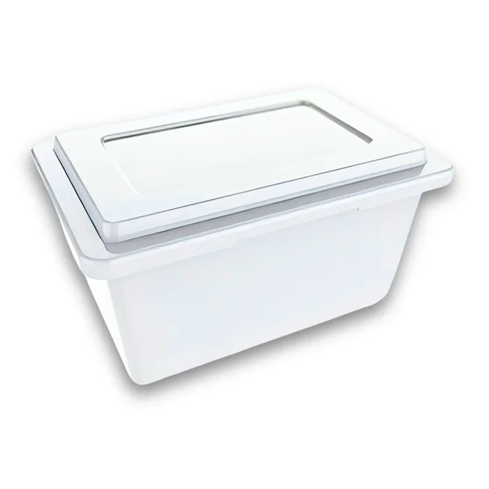 Caixa Armazenagem 20L REF 502, 46 × 31 × 25 cm | 20 Litros | Branca e Preta | Tampa inclusa | Branca em…
