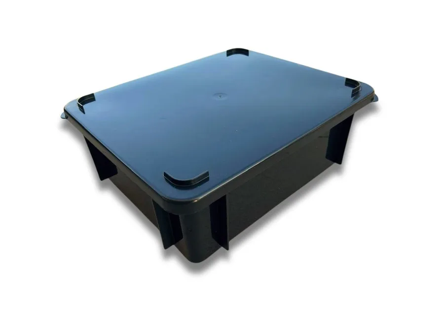 Caixa Monobloco 15L REF 650, cor Preto